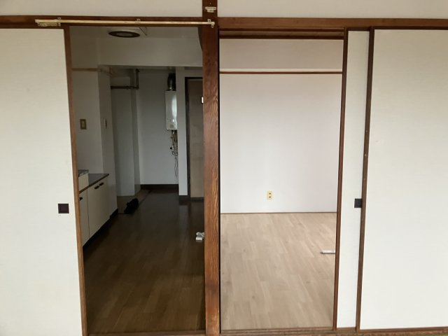 【内装】 | コーポ瀬戸内 | 内装は落ち着いています