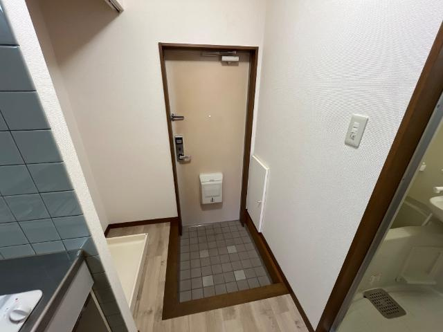 【玄関】 | シャインキャッスルⅡ | 玄関