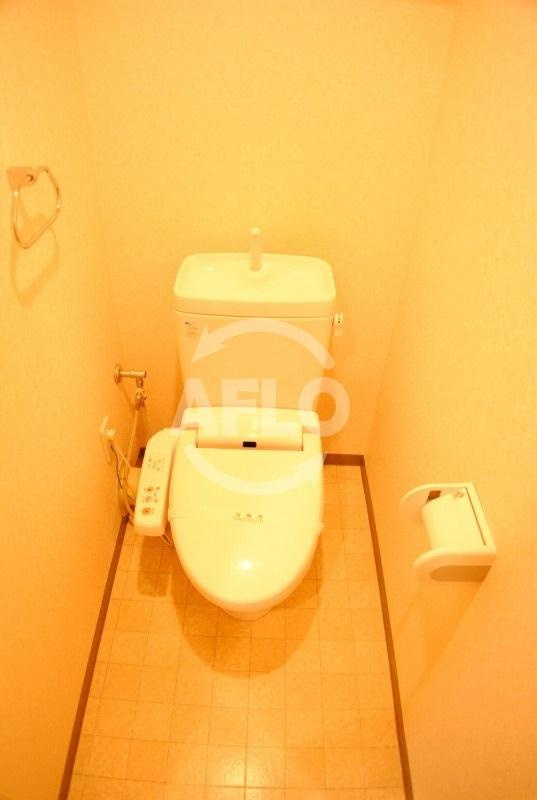 アスリート御堂筋本町のトイレ|アスリート御堂筋本町　ウォシュレット付き