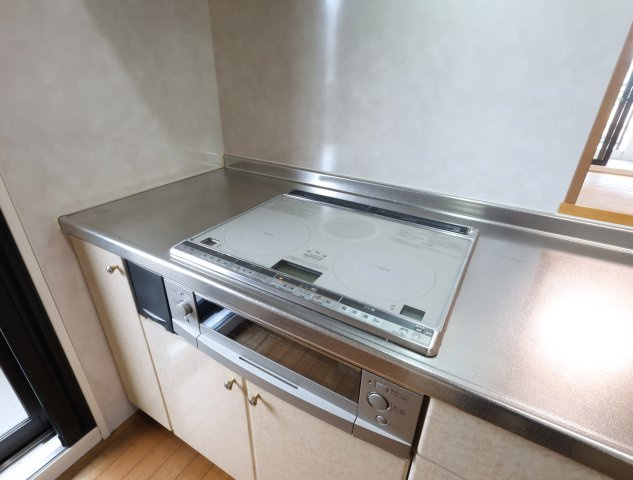 サンシティ大正町のキッチン|安心のIHクッキングヒーター