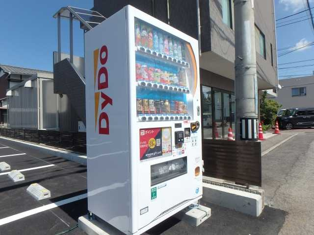 ヒメルの駐車場
