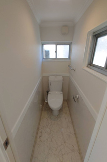 【トイレ】 | 三保中古戸建 | 清潔感のあるトイレです