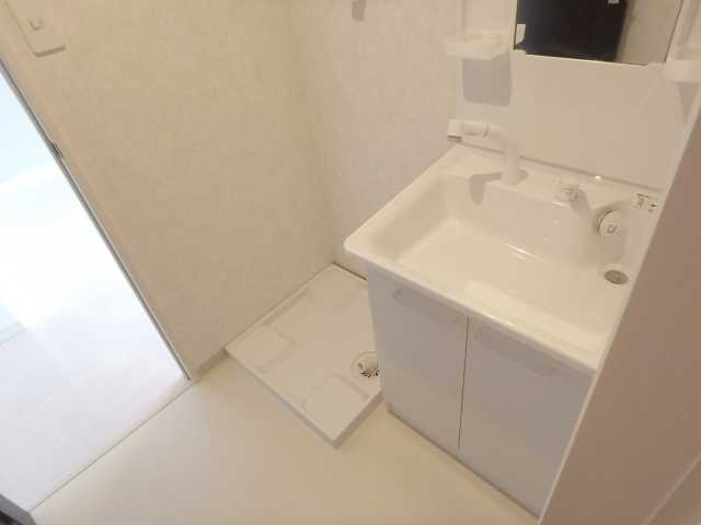 ロイヤルステージ庄内の洗面所