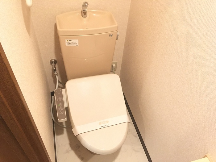 ６－１０番館のトイレ