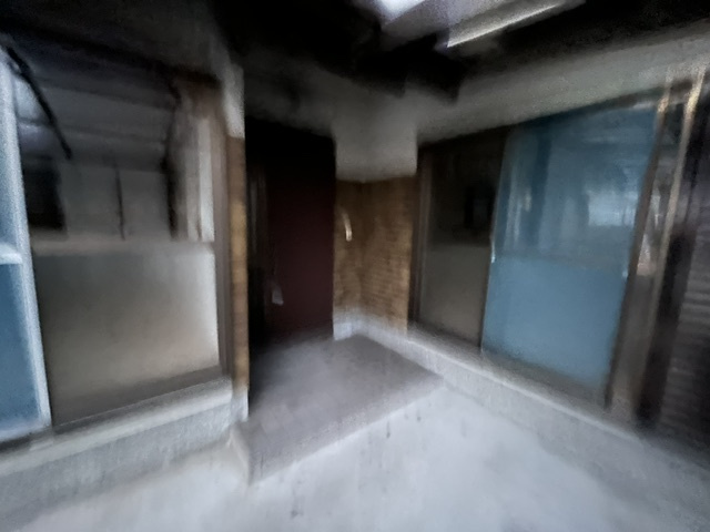 和泉市伏屋貸家のエントランス