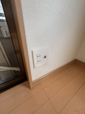 アイアイ守口ビル