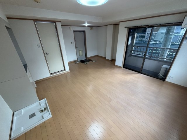 アイアイ守口ビル