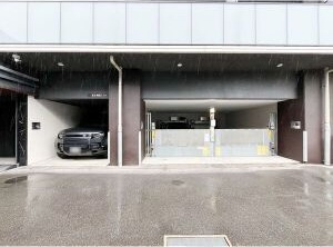 S-RESIDENCE上前津Southの駐車場