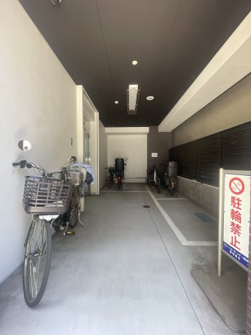 グローベルザ・シティ蔵前の駐輪場