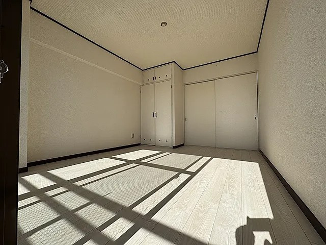 ビバリーハウス青谷壱番館の居間・リビング