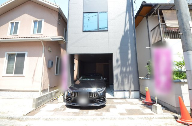 江波二本松2丁目の駐車場|江波電停徒歩11分の平地
駐車1台可能です