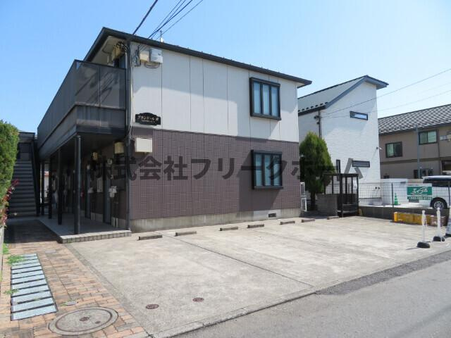 小金井市東町１丁目のアパートの外観