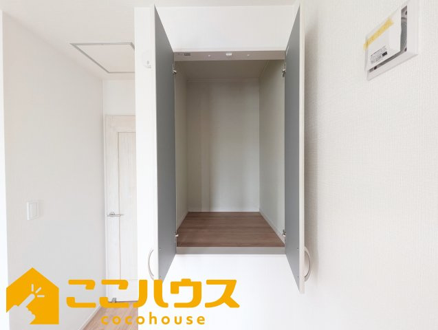 宜野湾市嘉数2丁目　新築戸建て　全8棟　H号棟の収納|子供部屋5.75帖
