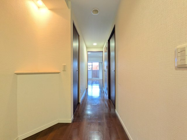 ワコーレ神戸森北町の玄関