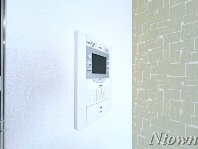 【セキュリティ】 | メイクスデザイン鶴舞 | モニター付きインターホンです。