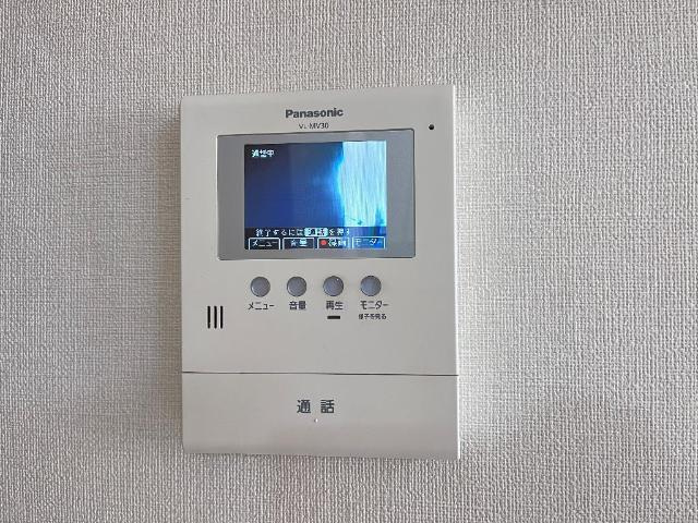 加古川市野口町坂元のアパートのセキュリティ|カメラ付インターホン