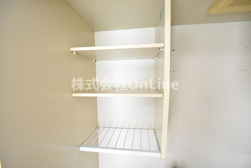 東大阪市衣摺１丁目の賃貸マンションの収納