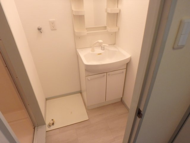 ルネシュ・プランドールの洗面所