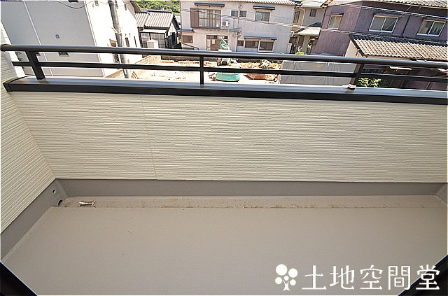 若葉2丁目2期2号地のバルコニー|

