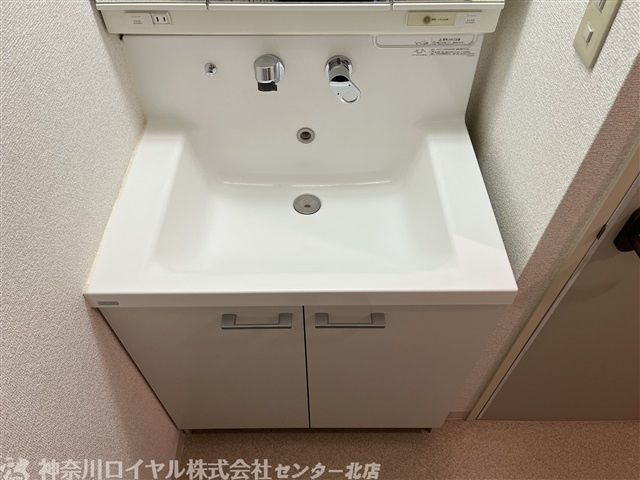 【独立洗面台】