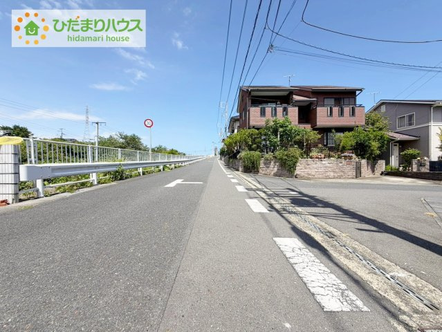 日立市久慈町2丁目　中古戸建の前面道路含む現地写真|たっぷりの陽光と心地よい風が舞い込む住まい♪