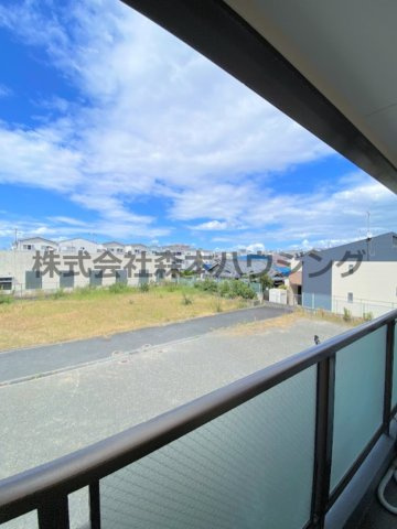 【展望】 | 　忍ヶ丘マンション | 室内からの眺望です