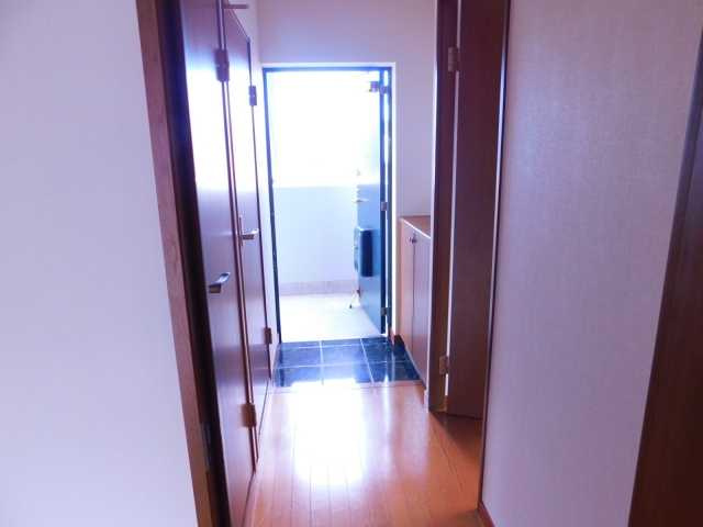 リベルテS・Jの玄関