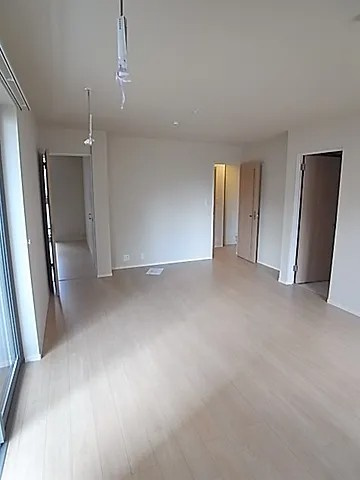 芦屋市大桝町のアパートの居間・リビング