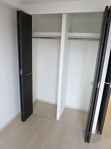 プレサンス神戸裁判所前デリシアの収納