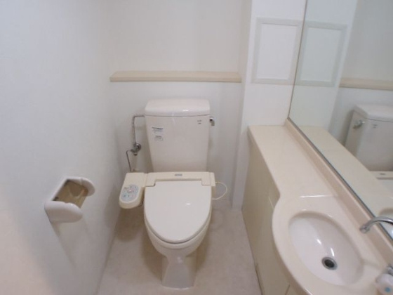 アーデンコート住吉川のトイレ