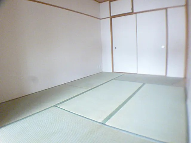 アーデンコート住吉川の居間・リビング