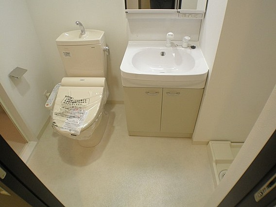 神戸市東灘区深江北町１丁目の賃貸マンションの洗面所
