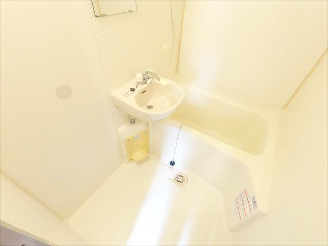 神戸市東灘区北青木２丁目の賃貸マンションの浴室