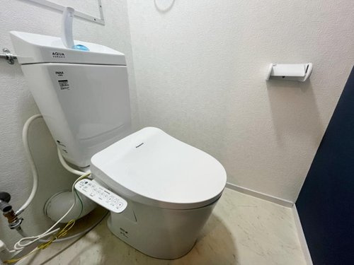 神戸市中央区熊内町１丁目の賃貸マンションのトイレ