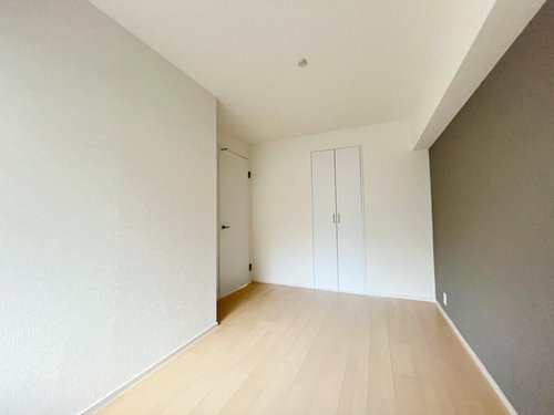 神戸市中央区熊内町１丁目の賃貸マンションの居間・リビング