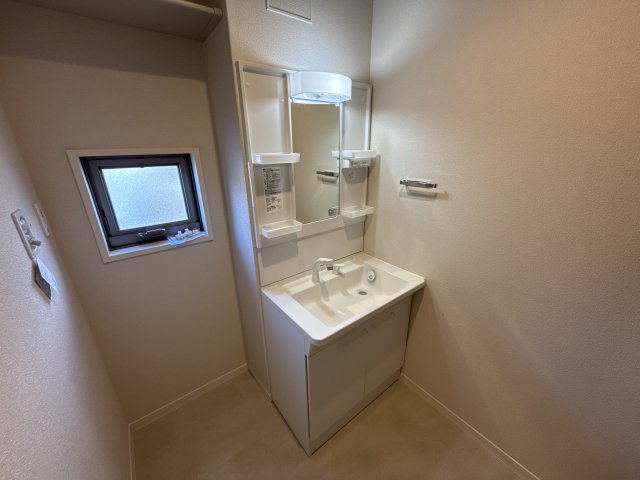 カーサグラスオエステB棟の洗面所