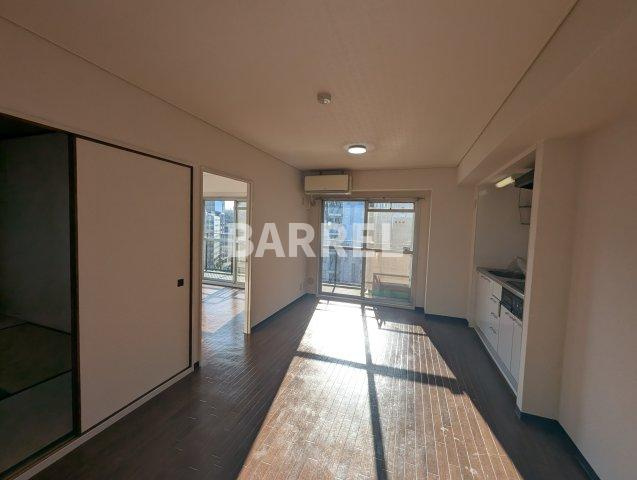朝日プラザ新大阪の居間・リビング