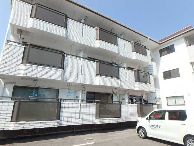 アーバンコート河内町の外観