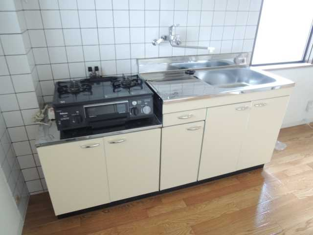 アーバンコート河内町のキッチン