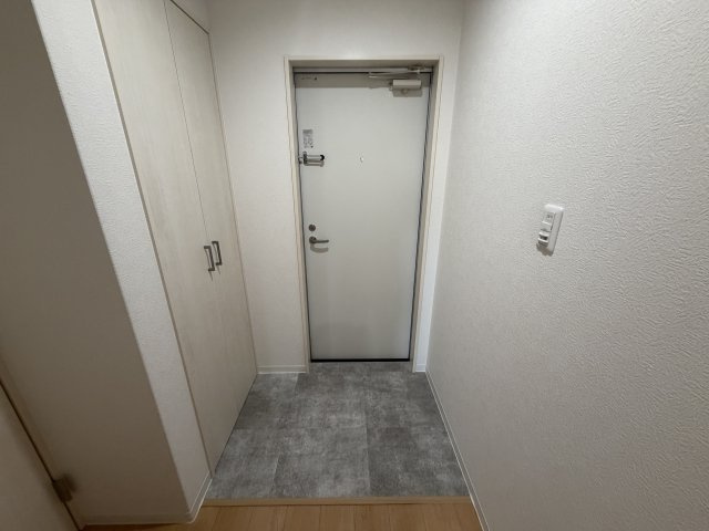 クレアール塚口Iの玄関