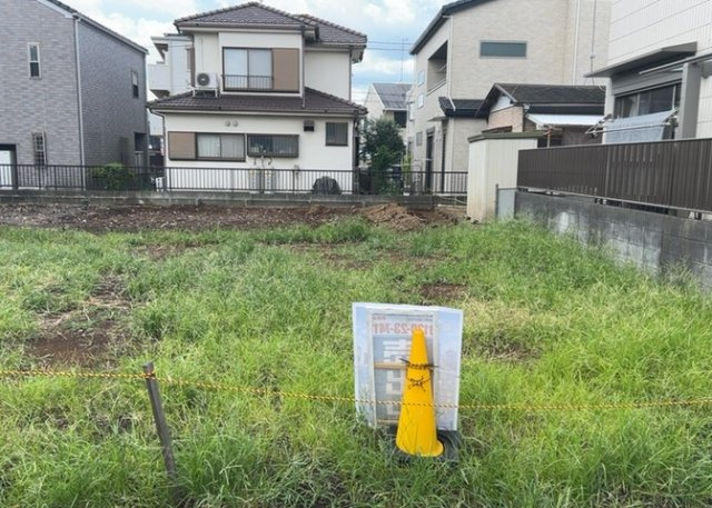 【庭】 | 庭があることでガーデニングや家庭菜園はもちろん、こどもの遊び場やペットを放して遊ぶことができます。また、家の周囲に余裕があるということです。隣地との間があれば、十分な日当たりと、風通しが確保できます。