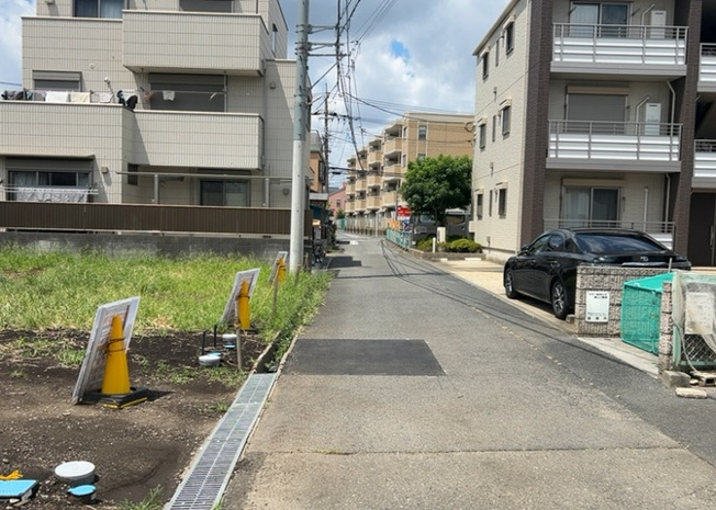 【展望】 | 眺望を気にして物件を探す場合、前面に建物が建っていないか現地で確認しましょう！前面に建物があると景色はもちろん、日当たりや風通しにも影響が出てきます。住んだ時のことを想像しながら現地見学をしましょう。