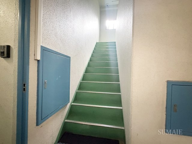 林田ビルのその他共用部分|階段です☆