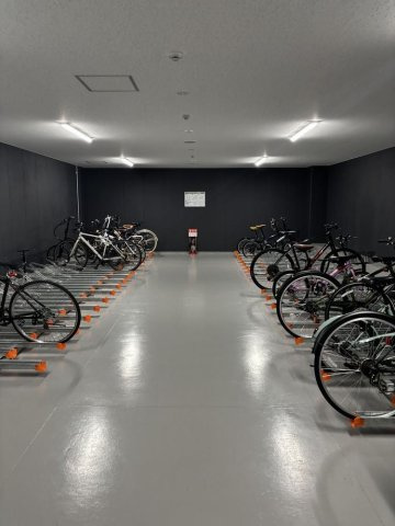 ローレルタワー名古屋栄の駐輪場