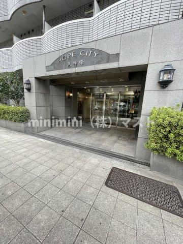 HOPE CITY天神橋のエントランス