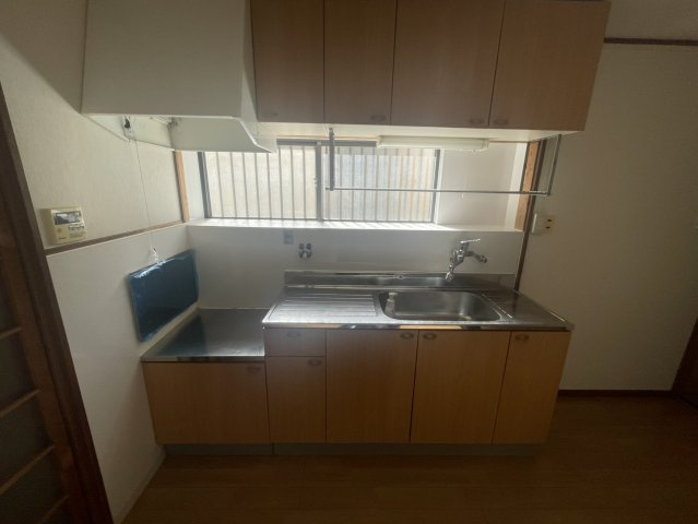 北白川仕伏町貸家のキッチン