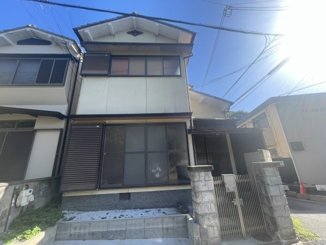 北白川仕伏町貸家の外観