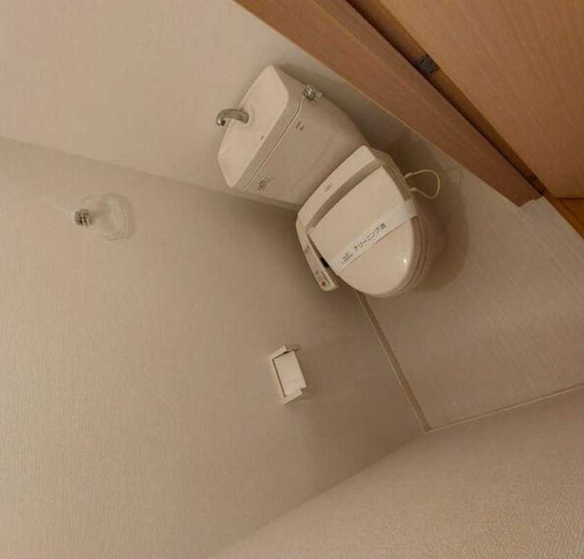 メゾンボヌール東が丘　最上階　角部屋　独立洗面台のトイレ