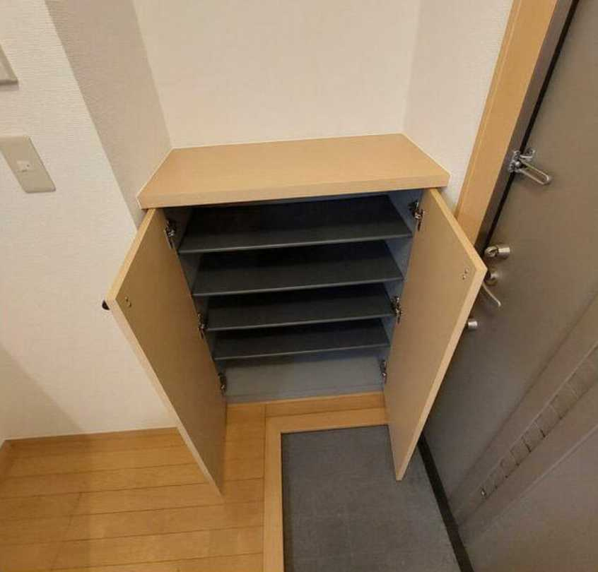 メゾンボヌール東が丘　最上階　角部屋　独立洗面台の玄関