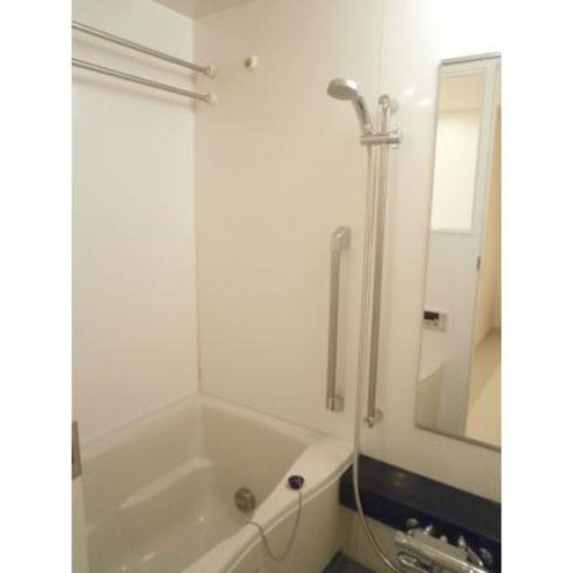 パークアクシス青山骨董通りの浴室|※写真は同タイプ住戸です。